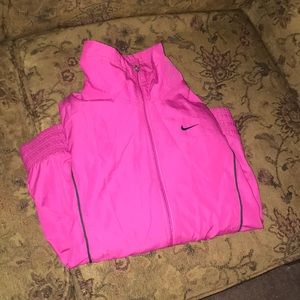 Nike rain/wind breaker